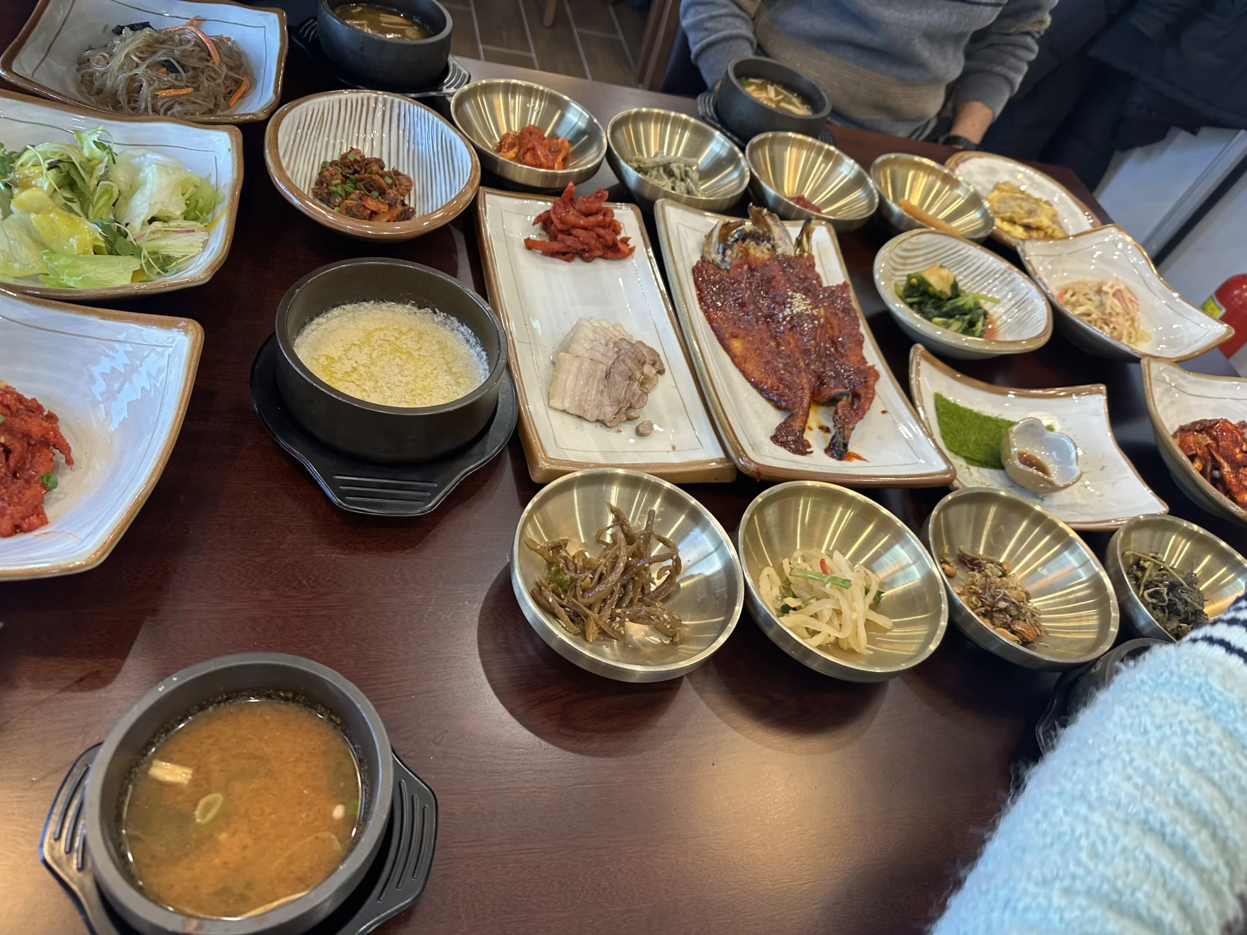 New Year Kick-off Meeting and Korean table d’hôte (Hanjeongsik)