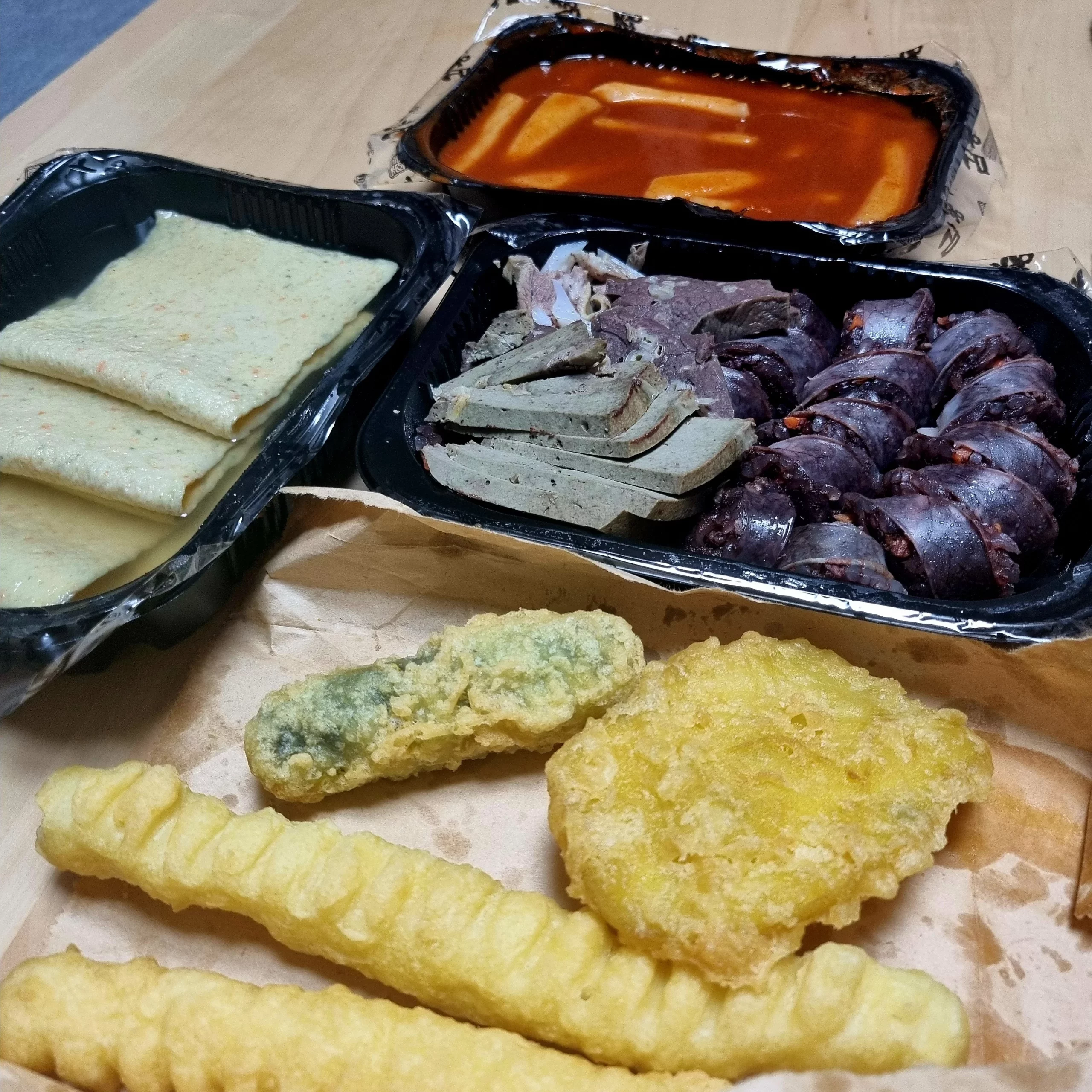 Tteok-Twi-Sun is THE Korean Street Food Combo You Need to Try