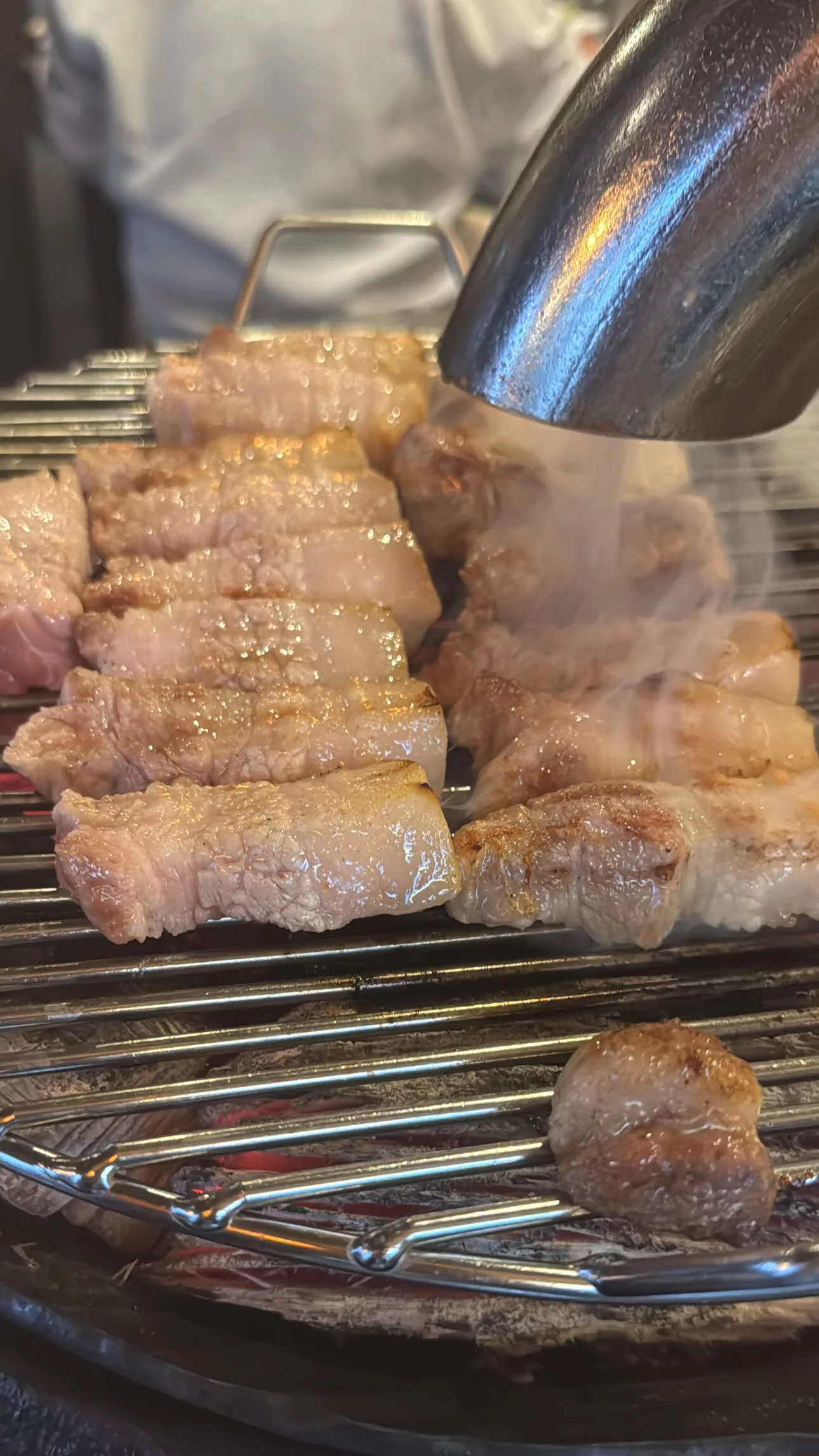 Community topic media