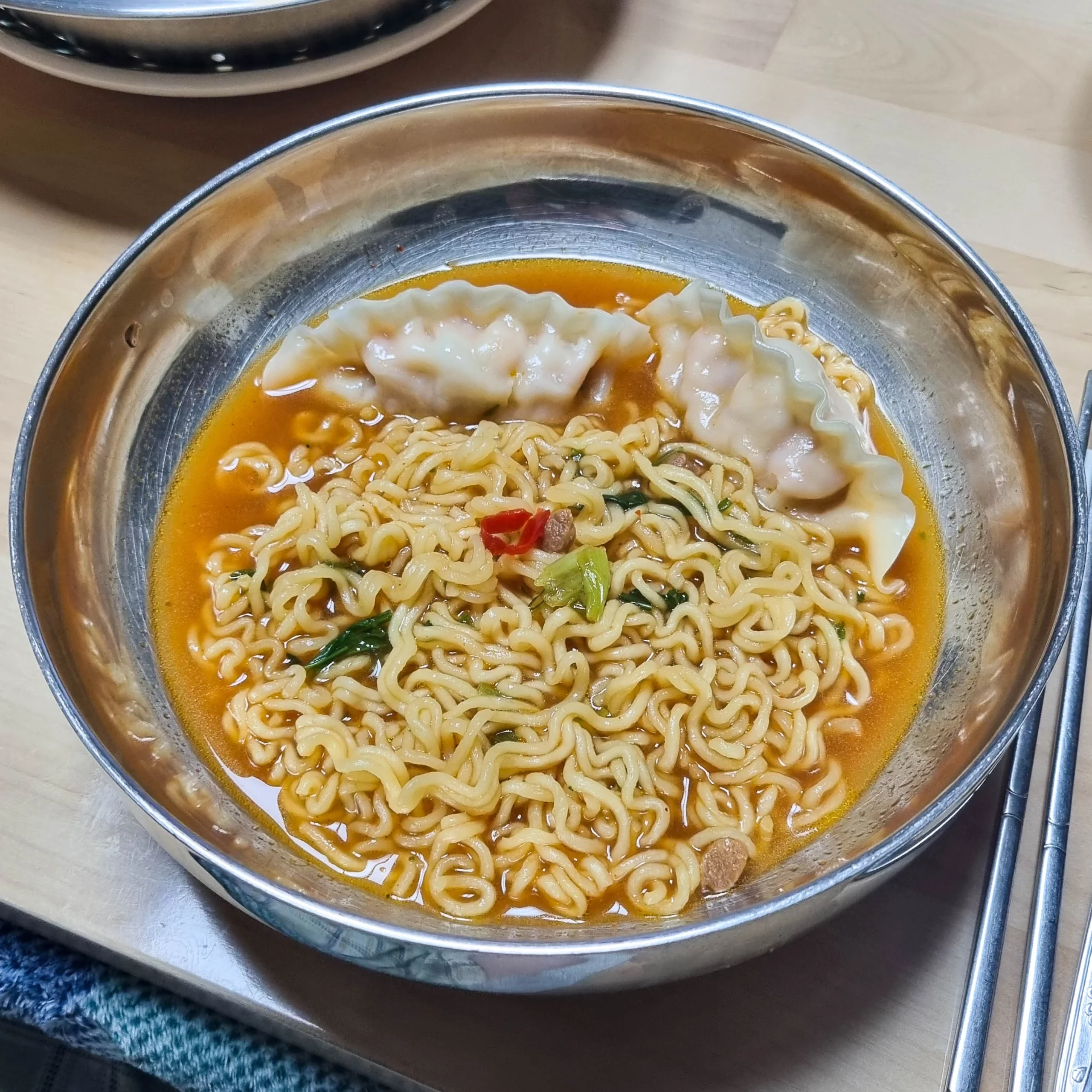 Mandu Ramyeon! 🍜🥟