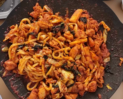 Marinated spicy chicken stir-fry