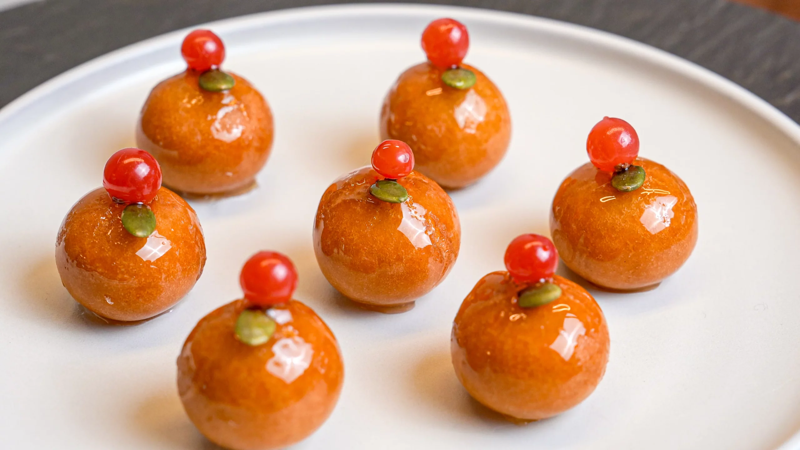 Korean Sweet Rice Donuts with Rice Syrup (Jocheong Donuts)
