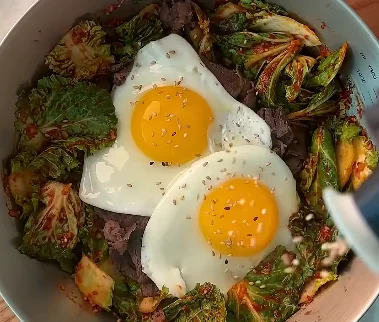 Community topic media