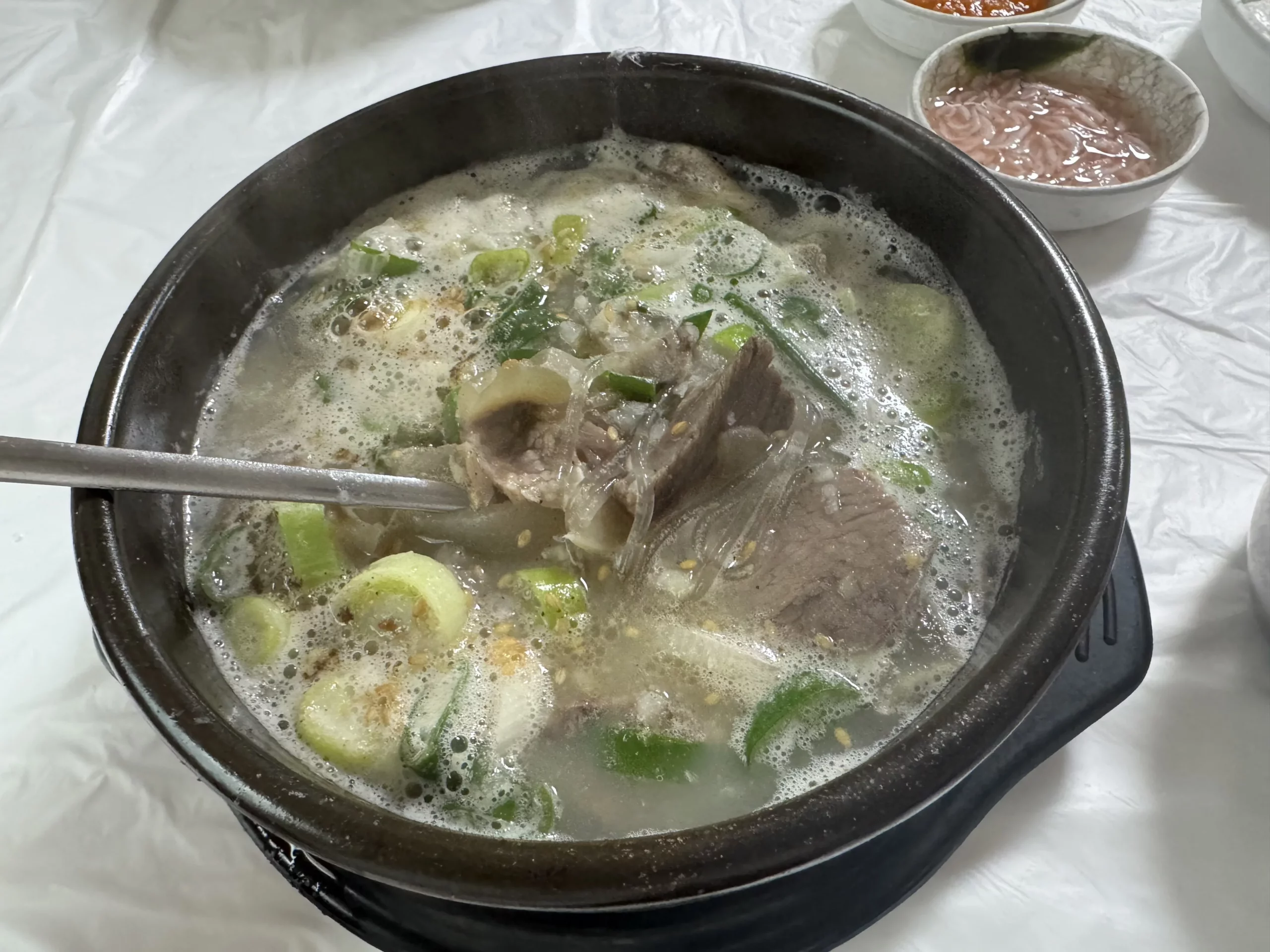 Community topic media