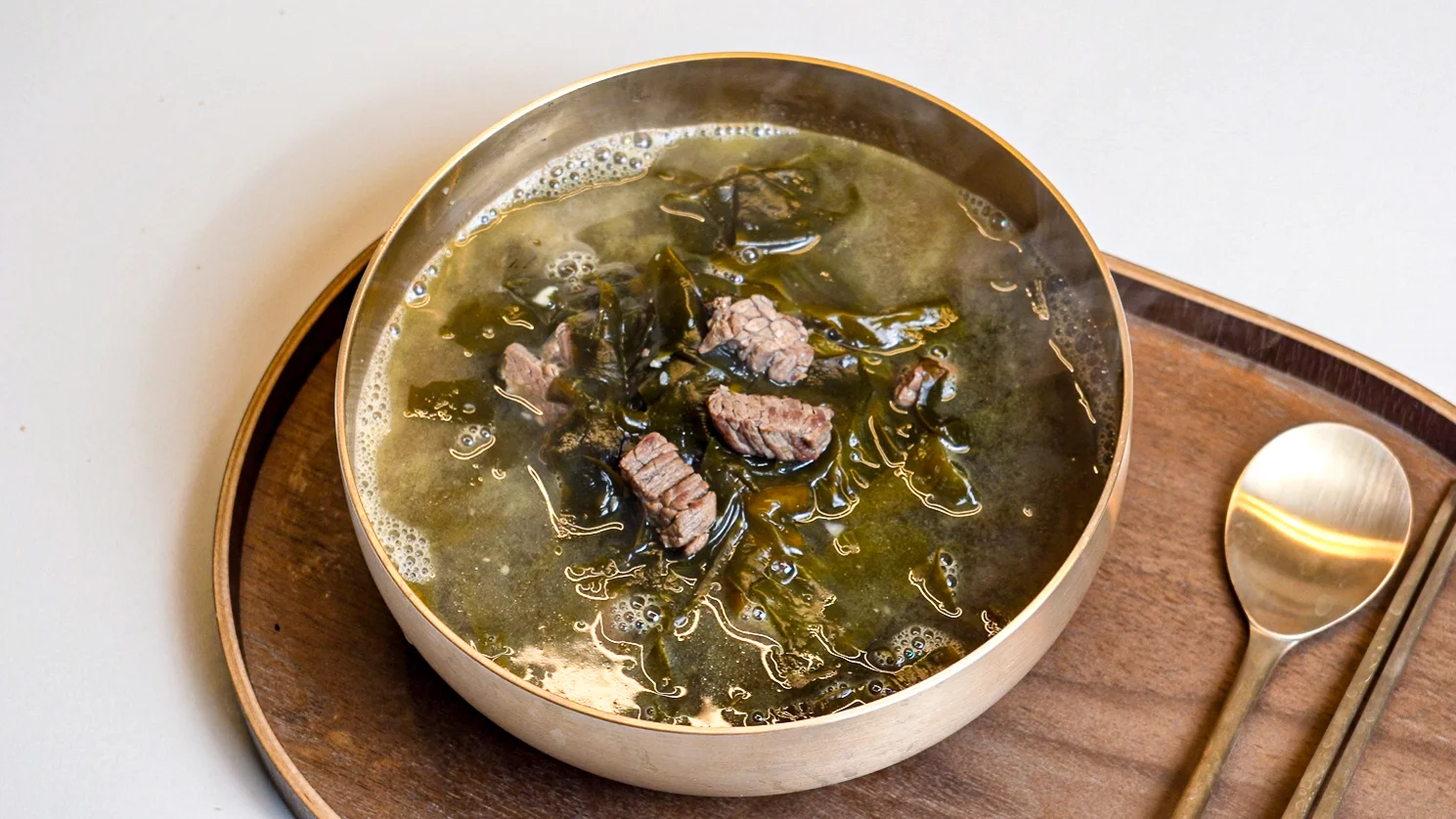 Traditional Korean Beef Seaweed Soup (Sogogi Miyeok-guk)