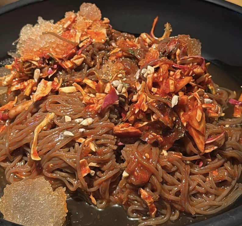 Spicy mixed buckwheat noodles