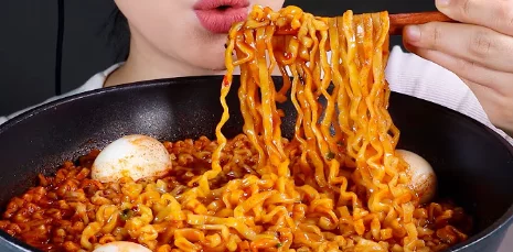 Community topic media